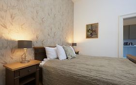 Guest House 1568